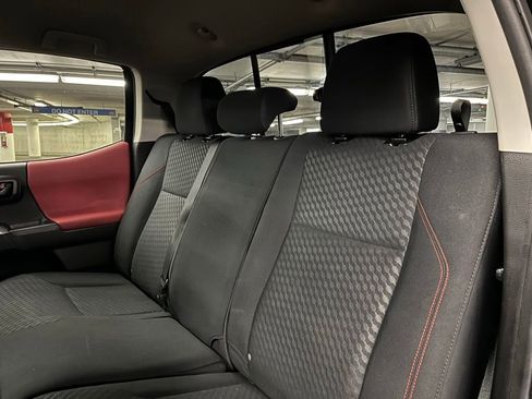 Used 2023 Toyota Tacoma SR5 RWD image 18