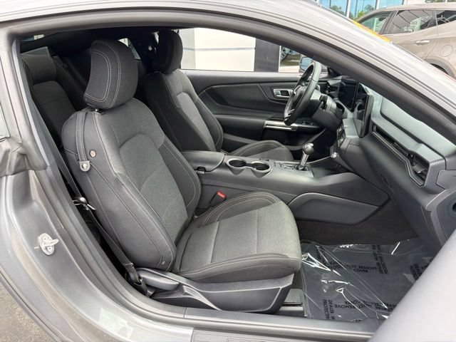 Used 2026 Ford Mustang Coupe RWD image 18