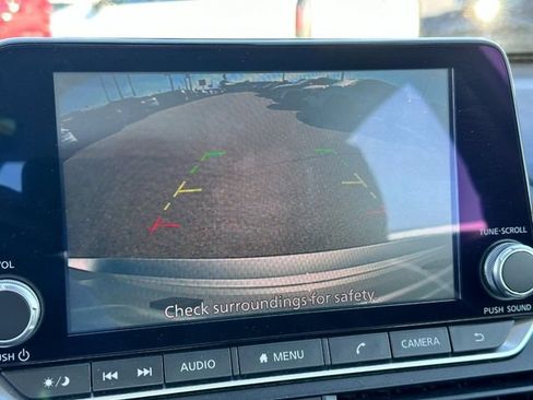 Used 2024 Nissan Altima 2.5 SV FWD image 26
