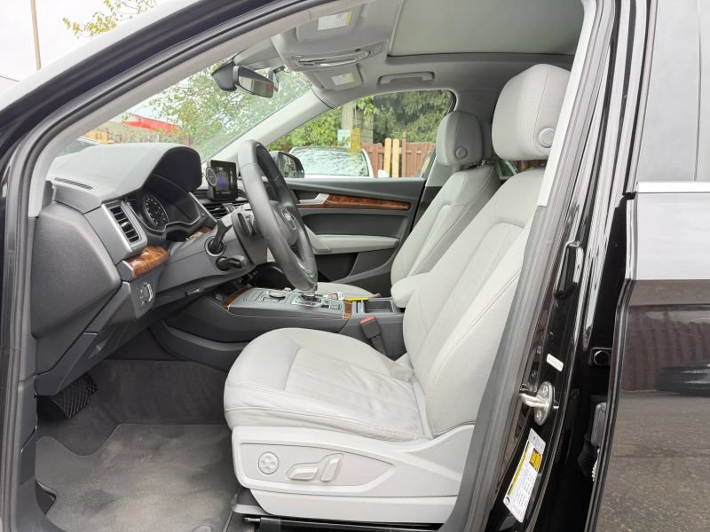 Used 2018 Audi Q5 2.0T Premium Plus AWD/4WD image 11