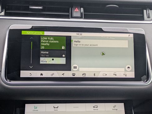 Used 2020 Land Rover Range Rover Evoque SE image 13