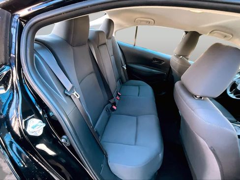 Used 2025 Toyota Corolla LE FWD image 20