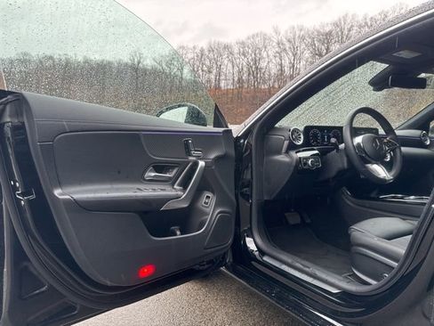 Certified 2025 Mercedes-Benz CLA 250 4MATIC image 19