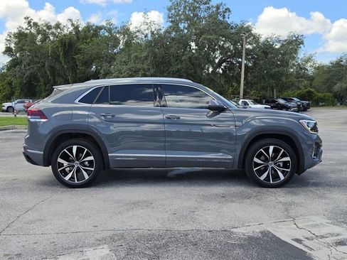 Used 2024 Volkswagen Atlas Cross Sport SEL Premium R-Line AWD/4WD image 3
