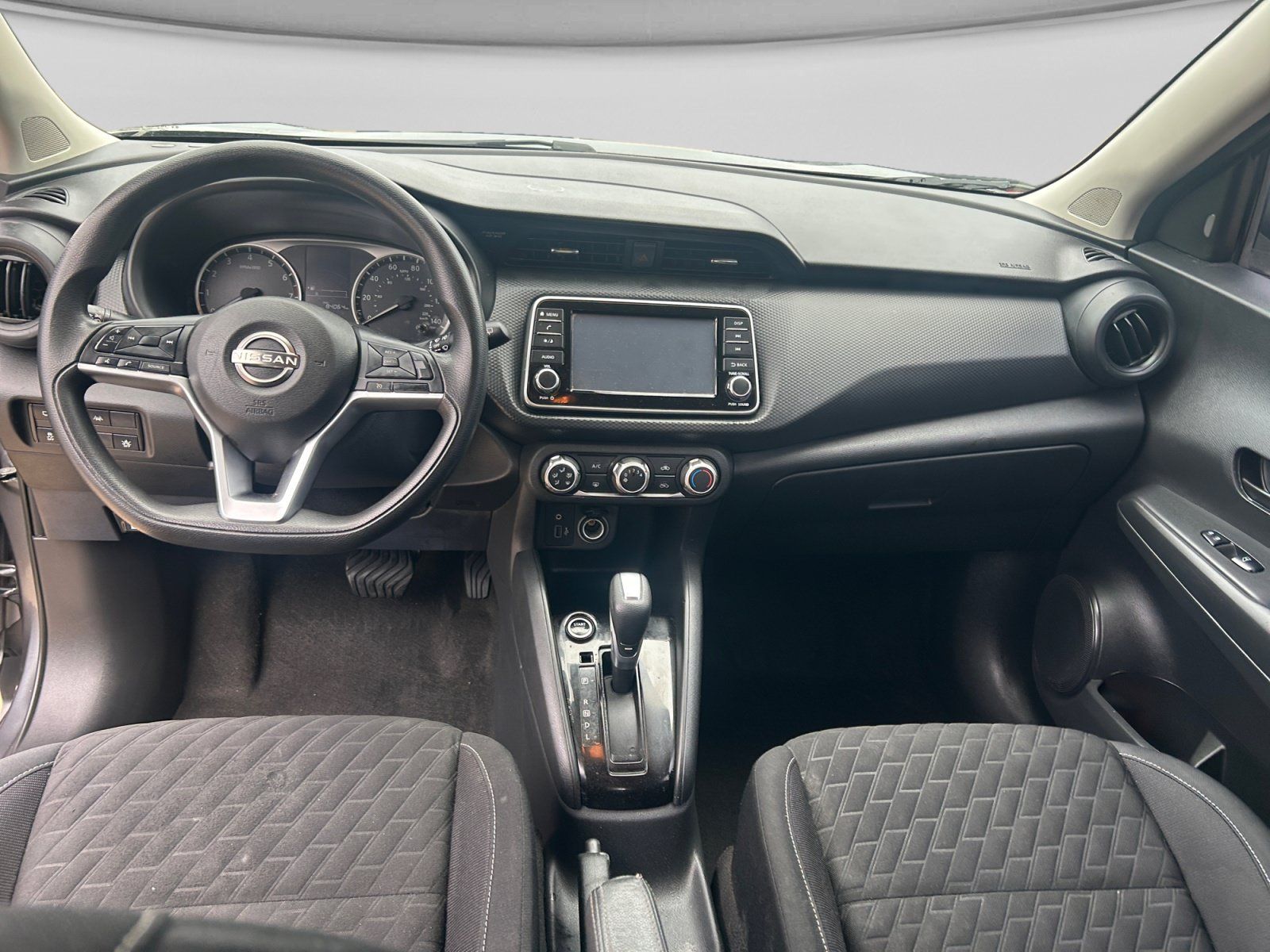 Used 2022 Nissan Kicks S FWD image 14