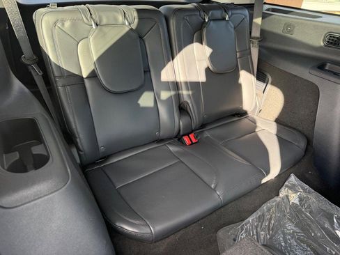 New 2026 Lincoln Aviator Reserve w/ Jet Appearance Package image 5