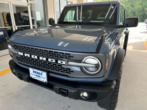 Certified 2025 Ford Bronco Badlands AWD/4WD image 2