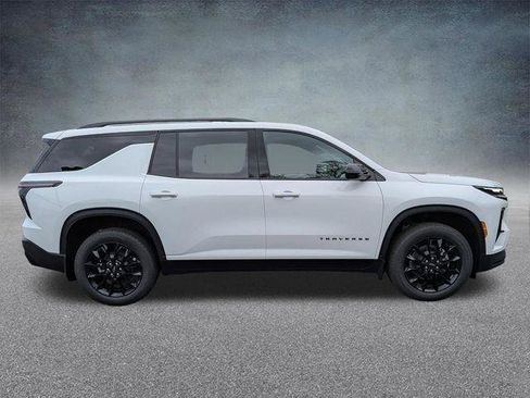 New 2026 Chevrolet Traverse LT AWD/4WD image 3