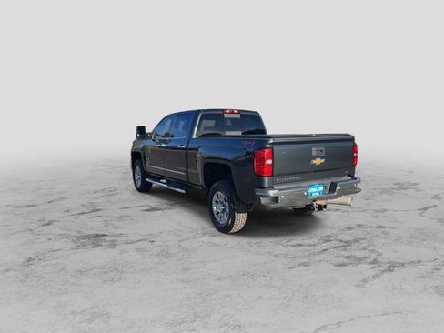 Used 2018 Chevrolet Silverado 2500 LTZ w/ Duramax Plus Package image 6