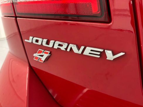 Used 2019 Dodge Journey SE w/ Connectivity Group AWD/4WD image 50