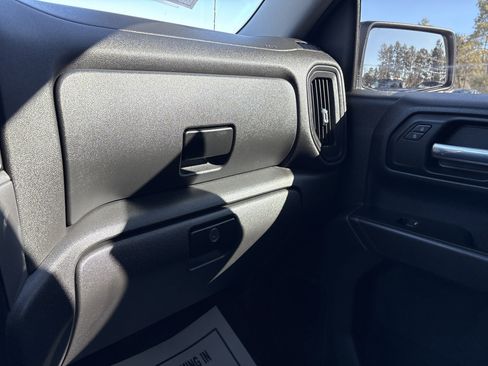 Used 2022 Chevrolet Silverado 1500 Custom Trail Boss w/ Safety Confidence Package image 28