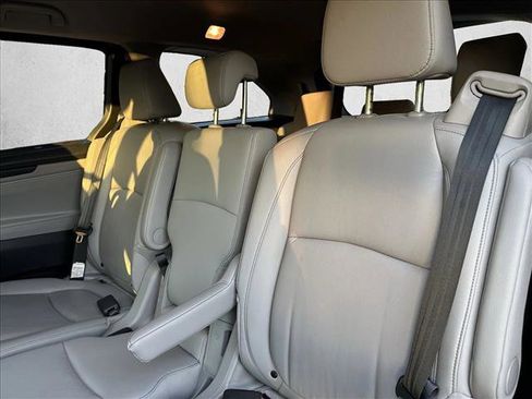 Used 2023 Honda Odyssey EX-L image 23