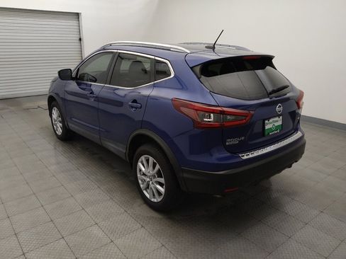 Used 2020 Nissan Rogue Sport SV FWD image 5