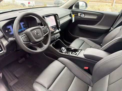 New 2026 Volvo XC40 B5 Plus w/ Protection Package Premier AWD/4WD image 20