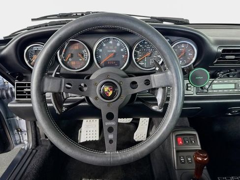 Used 1995 Porsche 911 Carrera image 12