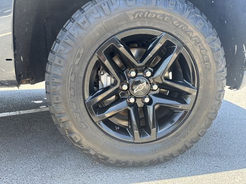 Used 2020 Chevrolet Silverado 1500 LT Trail Boss w/ Convenience Package AWD/4WD image 23