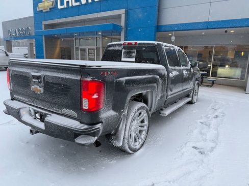 Used 2018 Chevrolet Silverado 1500 High Country image 5