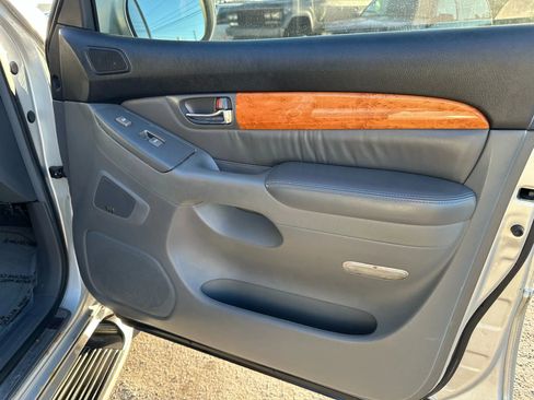 Used 2003 Lexus GX 470 image 17