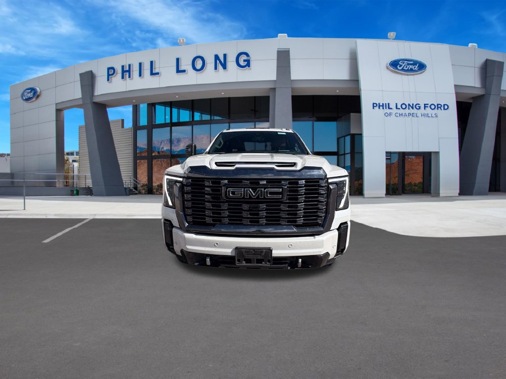 Used 2024 GMC Sierra 2500 Denali Ultimate AWD/4WD image 10