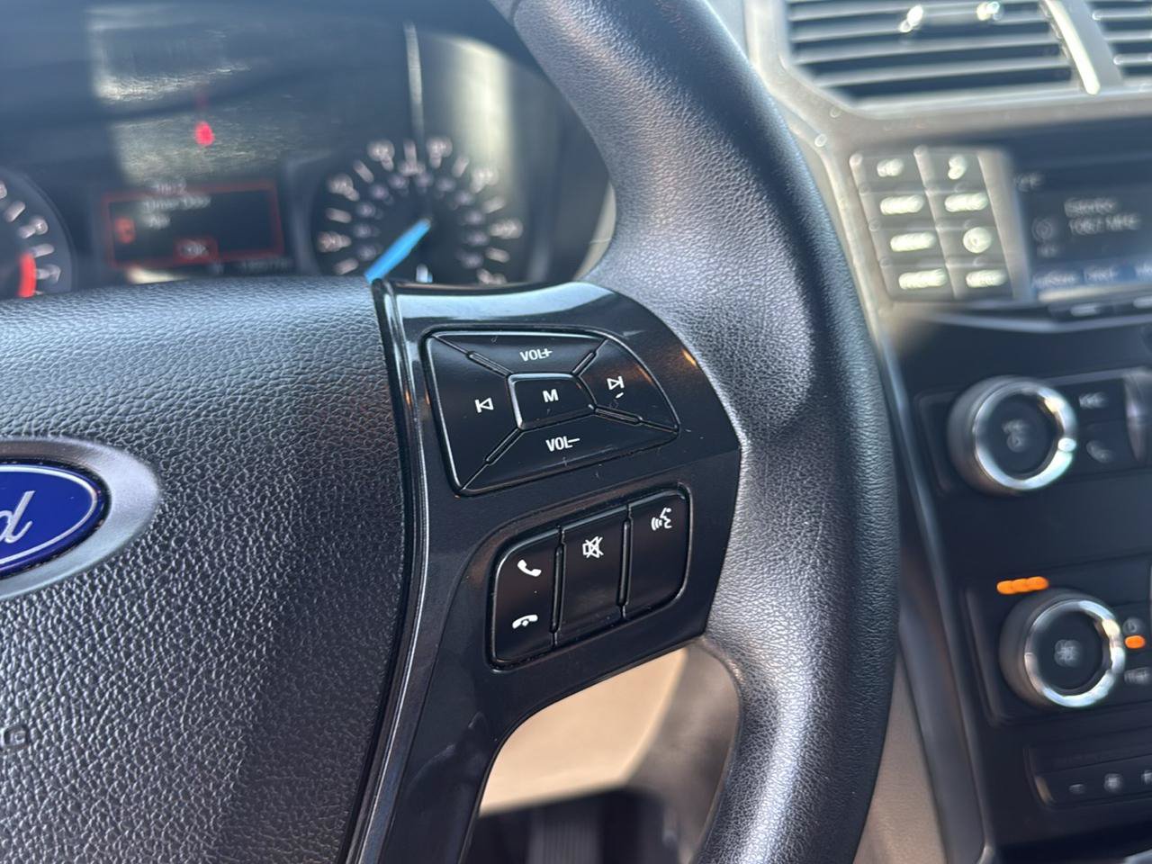 Used 2019 Ford Explorer FWD image 19