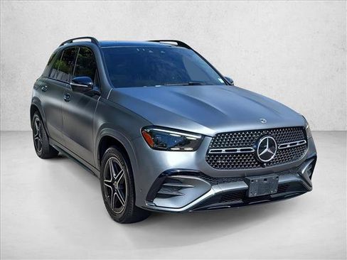 Used 2024 Mercedes-Benz GLE 350 4MATIC image 3