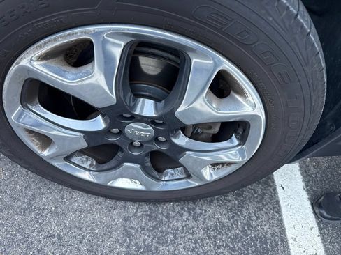 Used 2018 Jeep Compass Limited AWD/4WD image 4