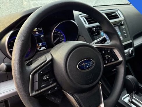 Used 2019 Subaru Outback 2.5i image 11