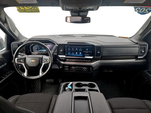 Used 2024 Chevrolet Silverado 1500 LT image 13