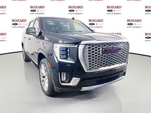 Used 2021 GMC Yukon XL Denali image 1