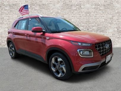 Used 2023 Hyundai Venue SEL w/ Cargo Package