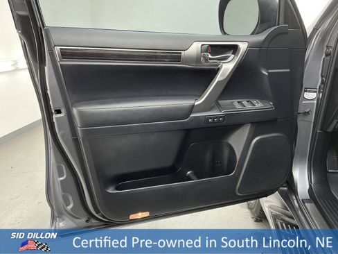 Used 2023 Lexus GX 460 Premium image 16