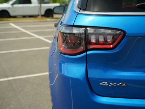 Used 2023 Jeep Compass Sport AWD/4WD image 39