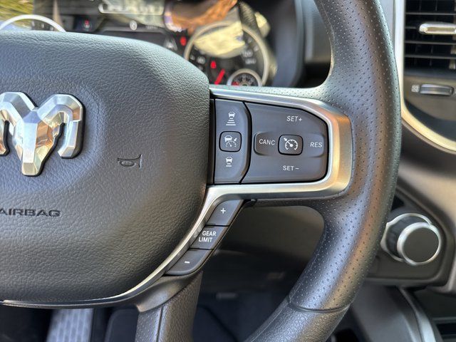 New 2026 RAM 1500 Express AWD/4WD image 24