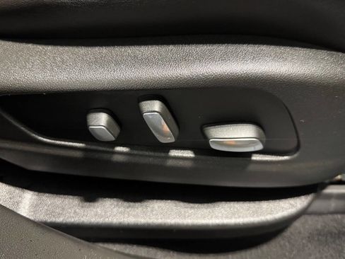 Used 2017 Cadillac XT5 Premium Luxury AWD/4WD image 23