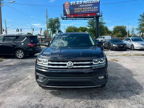 Used 2019 Volkswagen Atlas SE w/ Towing Package FWD image 2