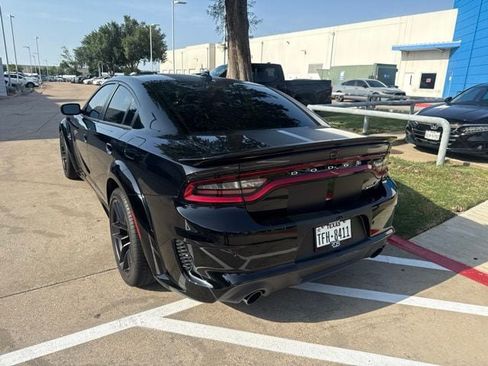 Used 2023 Dodge Charger SRT Hellcat w/ Harman/Kardon Audio Group RWD image 9