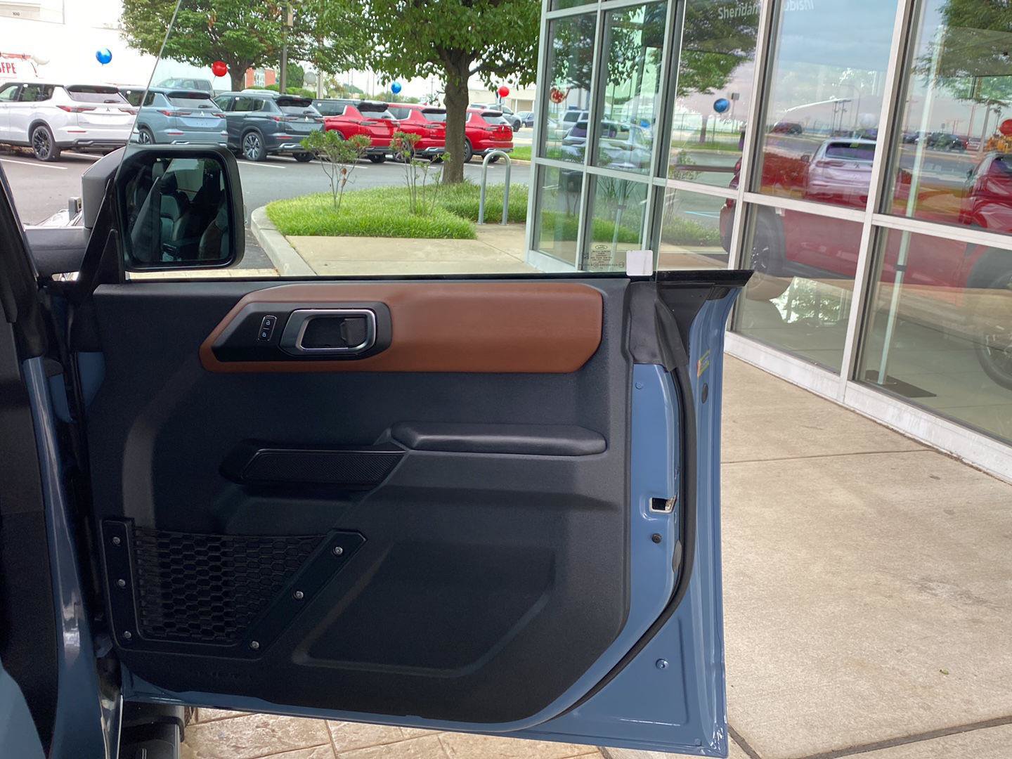 Used 2024 Ford Bronco Outer Banks AWD/4WD image 22