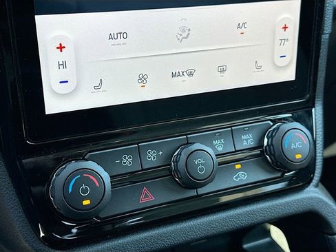 New 2025 Ford Ranger XLT w/ Equipment Group 301A High image 11