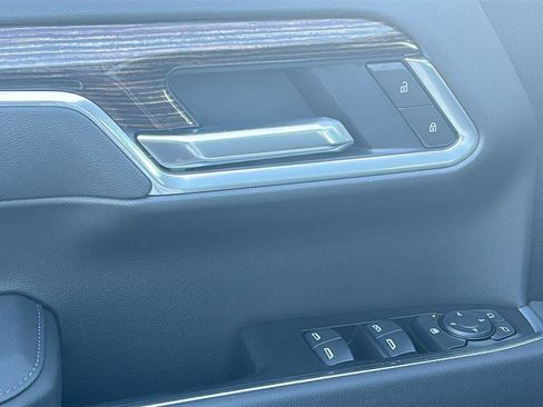 New 2026 GMC Sierra 1500 Elevation image 16