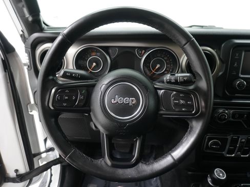 Used 2020 Jeep Wrangler Unlimited Sport S image 17
