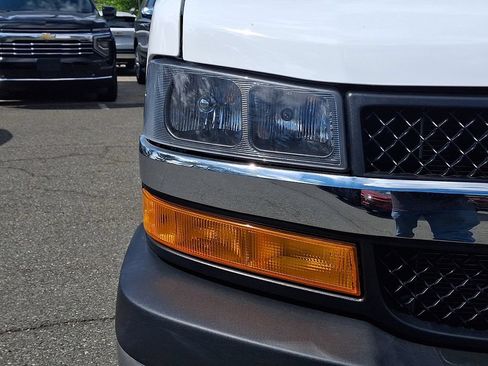 Certified 2024 Chevrolet Express 2500 w/ Driver Convenience Package RWD image 10