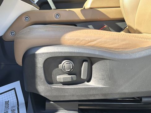 Used 2025 Land Rover Defender 110 S image 20