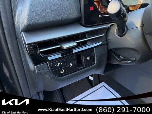 Used 2026 Kia Sportage EX AWD/4WD image 33