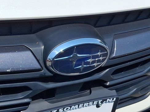 Used 2023 Subaru Outback Premium AWD/4WD image 4
