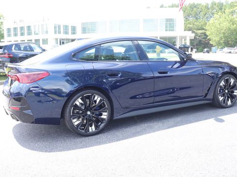New 2026 BMW 430i w/ M Sport Package RWD image 7