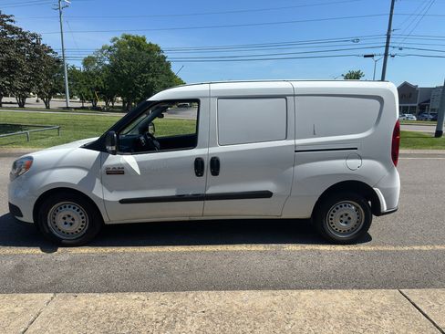 Used 2022 RAM ProMaster City Tradesman FWD image 7