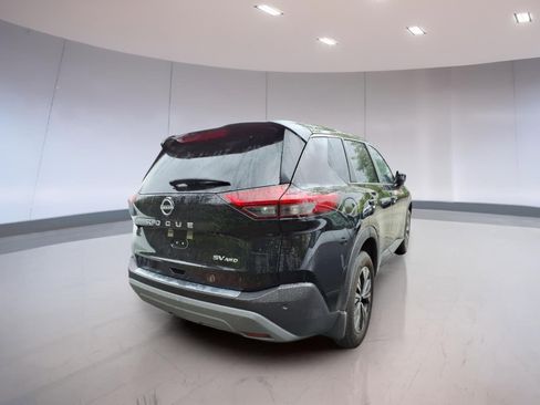 Used 2023 Nissan Rogue SV AWD/4WD image 4