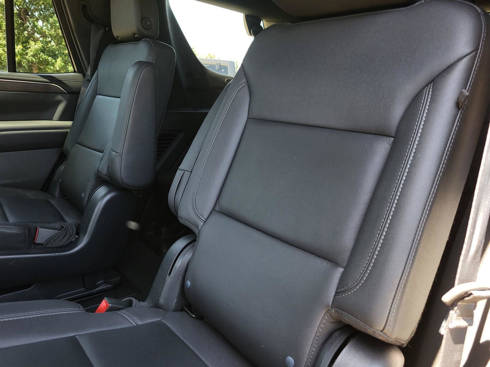 Used 2023 Chevrolet Tahoe Z71 AWD/4WD image 13