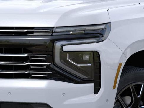 New 2026 Chevrolet Tahoe High Country w/ Sun And Tow Package AWD/4WD image 10