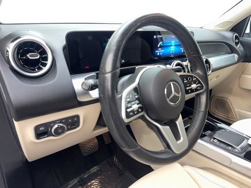Used 2022 Mercedes-Benz GLB 250 image 53